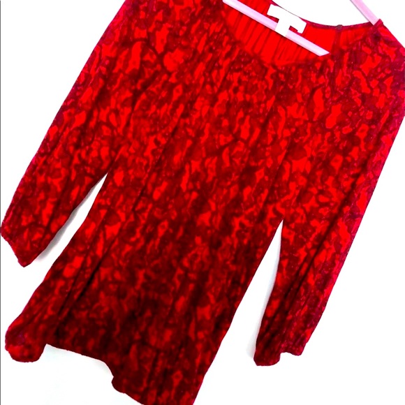 Michael Kors S Lightweight Beautiful Top. Light elastic bottom & 3/4 Sleeve - Picture 3 of 6